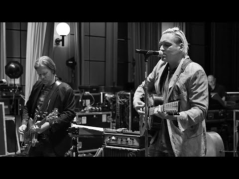 image-What songs did Arcade Fire sing on SNL?