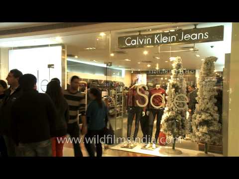 download lagu mp3 mp4 Calvin Klein Store In Delhi, download lagu Calvin Klein Store In Delhi gratis, unduh video klip Calvin Klein Store In Delhi