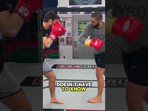 Cross blocking is one of the best defensive position you can use in a fight. #jujiclub #mma #fight