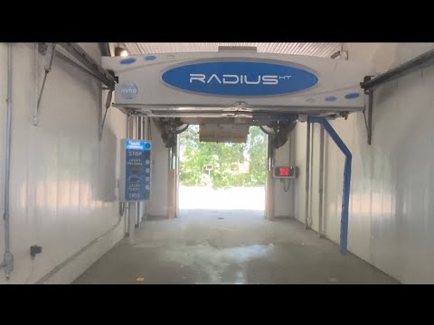 Ryko Radius touch-free car wash  (NEW 4K video) USA