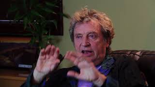 Can't Stand Losing You | Andy Summers on Love of Music | DVD Extras