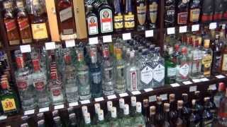 preview picture of video 'Alanya, Turkey, alcohol, beer prices (hinnat) in 2013'