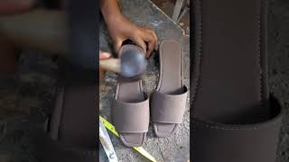 Download lagu Block heel slippers for ladies #femaleshoemaker #handcraftedshoes #shoemaking mp3 Download lagu Block heel slippers for ladies #femaleshoemaker #handcraftedshoes #shoemaking mp3
