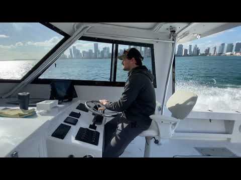 Caterpillar C7.1 Marine Engine Underway