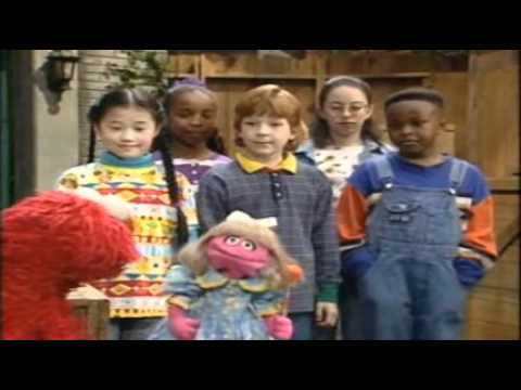 Prairie Dawn, Elmo and Kids - John Jacob Jingleheimer Schmidt