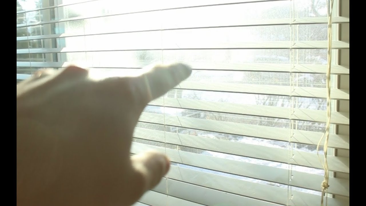 Window Blinds Stay Lined Up With The Sun!?