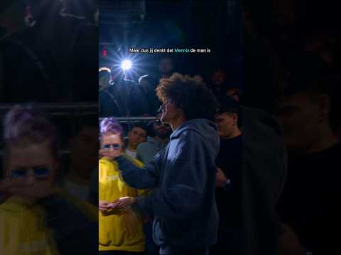 Snap jij het?🤔 Wat bedoeld Mana ? Mennis is een zieke battle rapper!! #shortswithcamilla #roast