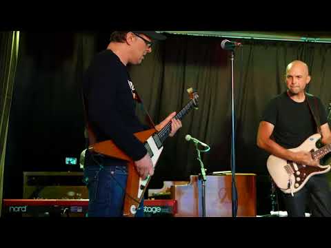 MAHALIA BARNES + The Soul Mates & JOE BONAMASSA - Three Times - KTBA Cruise 2018        es