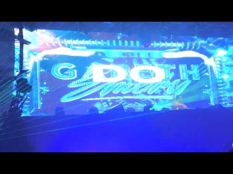 Gareth Emery ft Bo Bruce - U live @ ASOT FESTIVAL