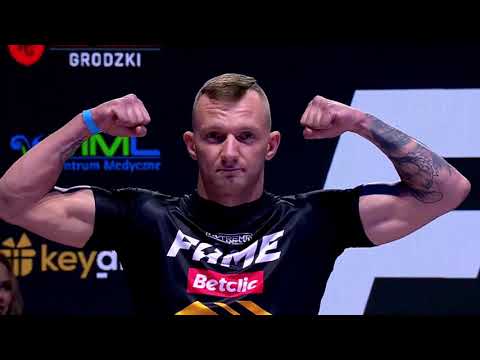 KRYCHA UFC VS SASHA DYMY FAME 11 FACE TO FACE + WAŻENIE