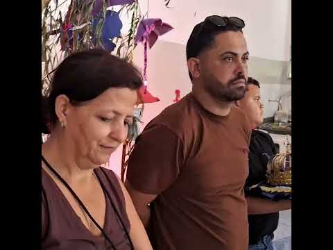 Família Ferreira Marques recebe o terno Estrela da guia em Santa Rosa da Serra MG 