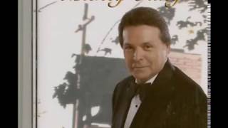 Mickey Gilley - When They Ring Those Golden Bells