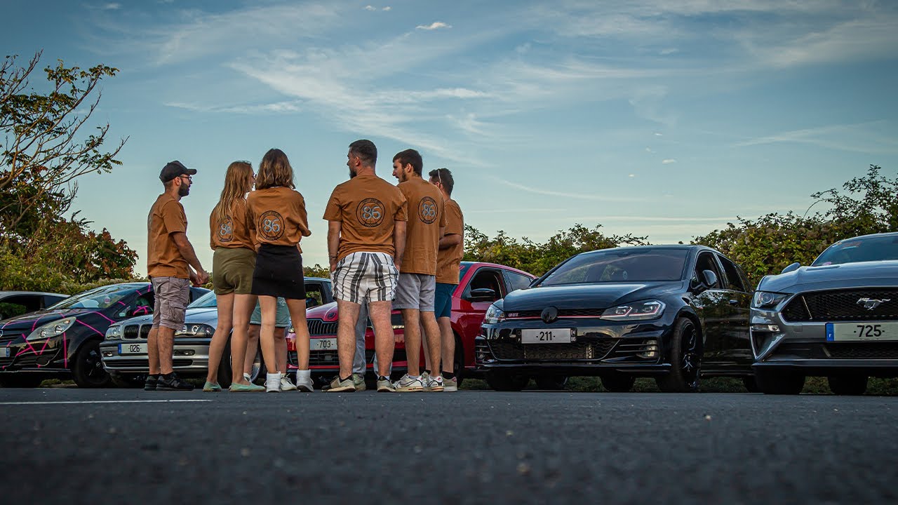 Cars Events 86 organise son rasso d'été au lac de Saint-Cyr
