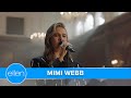 Mimi Webb Performs ‘Good Without’