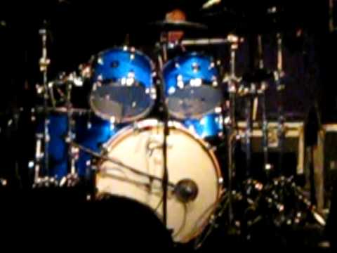 Cindy Blackman Santana Drum Solo Munich (best drummer ever!)
