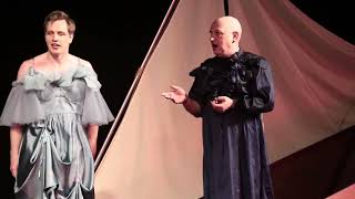 «Амазонки»: миколаївцям показали ексцентричну комедію (фото, відео)