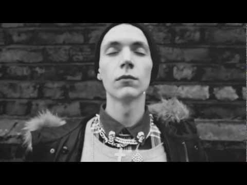 izzue Fall Winter 2012 Ad Campaign (ITHK presents)