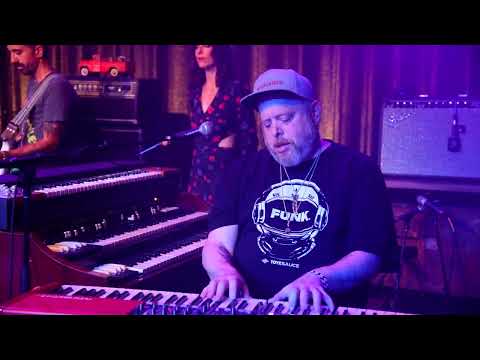 E Krasno Ross James Nikki Glaspie Brandon Niederauer Fire On The Mt Ap 26 2024 New Orleans nunupics