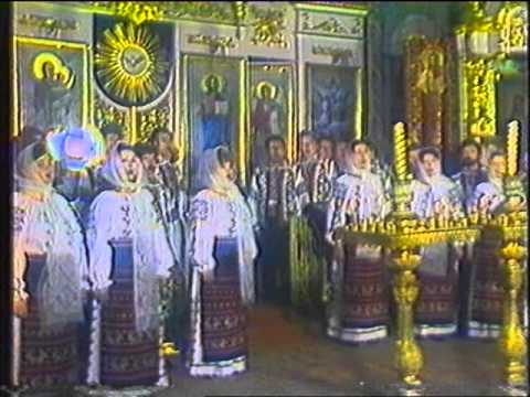 13.Corul Moldova - Sfânt, sfânt de Ioan Danielescu, dir. Valentin Budilevschi. (1992)
