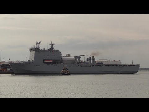 RFA MOUNTS BAY L3008 ROYAL FLEET AUXILLARY NAVAL SHIP SOUTHAMPTON 28/07/22