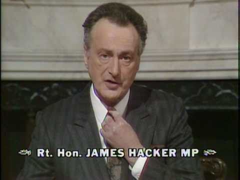 Yes Prime Minister Christmas message (optional English subtitles)