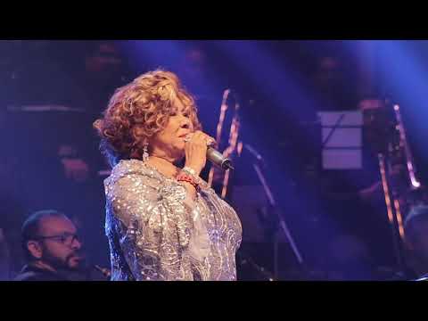SESI BIGBAND convida ALCIONE - Estranha Loucura