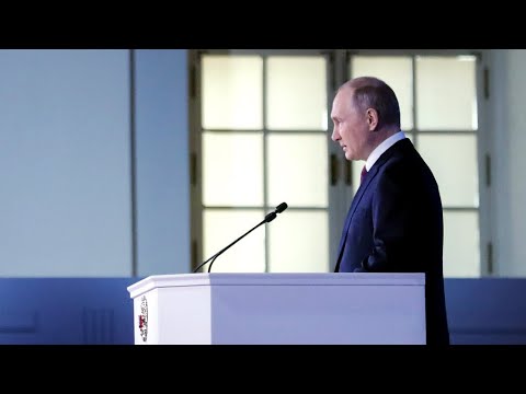 بوتين يطالب لندن بتوضيح موقفها من تسمم الجاسوس الروسي قبل أي مباحثات