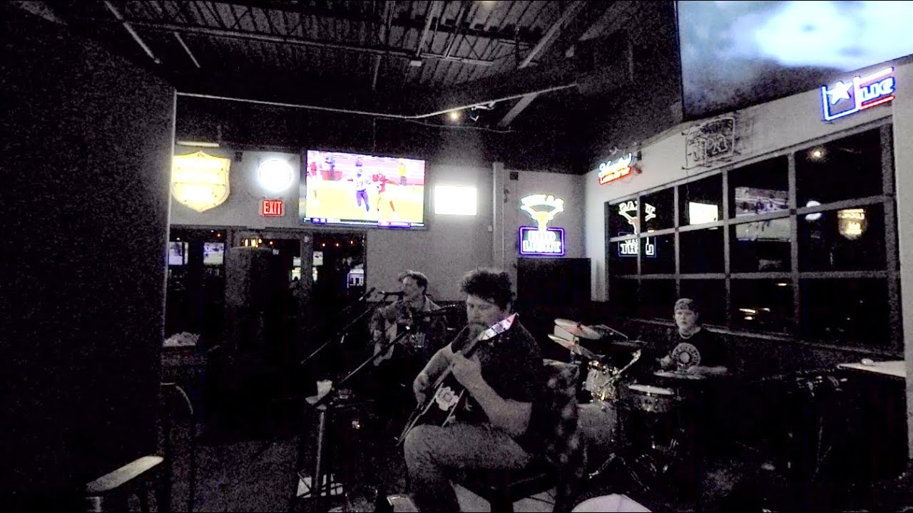 Roasted Crow acoustic at Little Woodrow's 121324 set 2