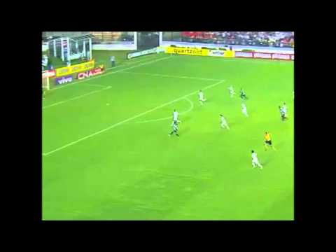 LUan faz um golaço contra o Fluminense