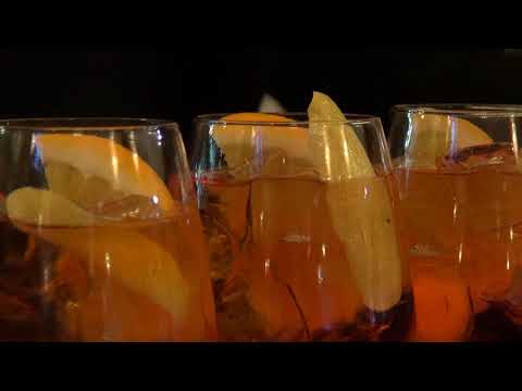 Arezzo, somministra bevande alcoliche a minorenni: barista denunciato