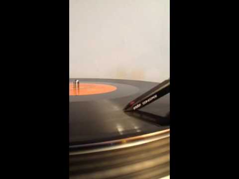 Stand and deliver the wideboys