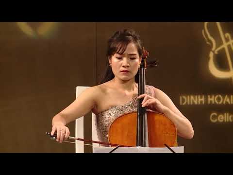 Villa_ Lobos . 8 cellos : Đinh Hoài Xuân  and Professor- friends in Cello Fundamento 3