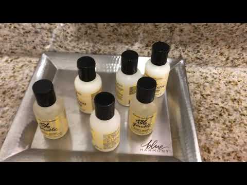 Wyndham PVD airport hotel king room review