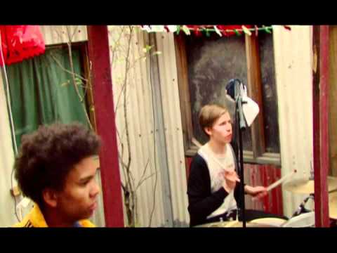 Papa Paulo III - Retro Stefson (Live from Backyard)