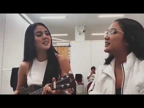 [TITIP] Terlalu Manis Aurelie Moeremans dan Marion Jola