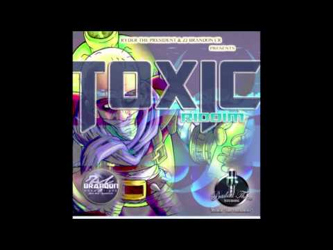 Carlos Ft Kriminal Brain (Sufferas) - Bailando [Toxic Riddim] (Official Audio Dancehall 2015)