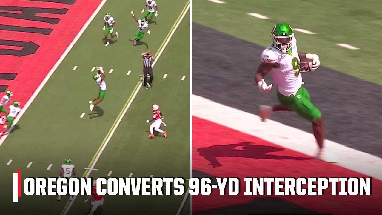 OREGON TAKES 96-YARD INTERCEPTION TO THE HOUSE 🔥 | ESPN College Football