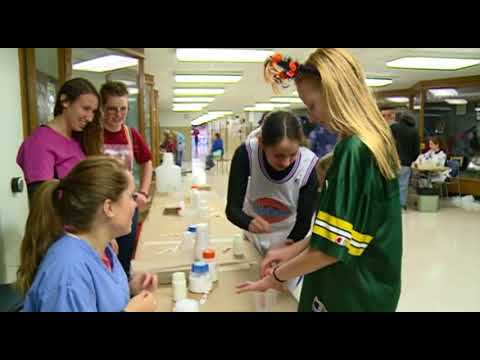UWL club uses science to host Halloween Magic Show