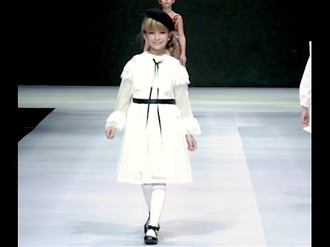 Lulu et Gigi Couture at Mercedes-Benz Fashion Week China Spring Summer 2017