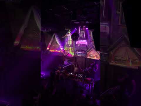 “Waiting” | LP Giobbi | Meow Wolf, Santa Fe, NM | 11-9-2023