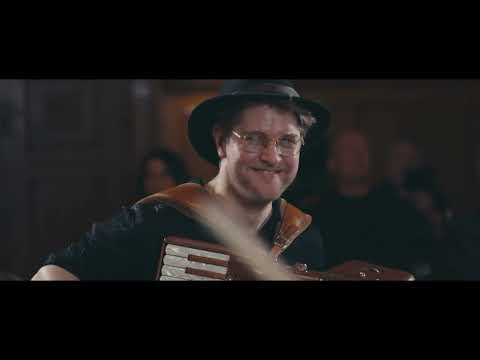 Roskilde Sessions - Lördagskvällen / Bas-Pelles Eriks Brudpolska