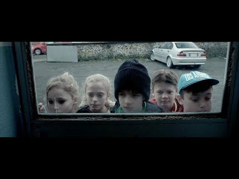 Intergalactic Lovers - Talk! Talk! (official video)