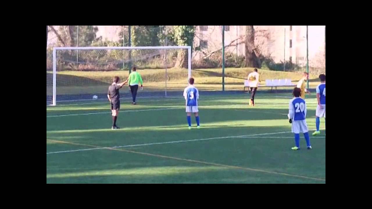 Juvenis 17ªJ. FC Foz 6-1 Torrão 22.01.2012.wmv