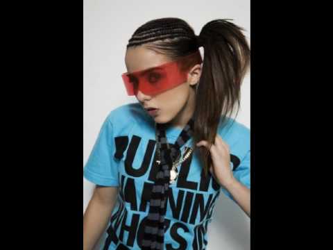 9 - 5  Lady Sovereign