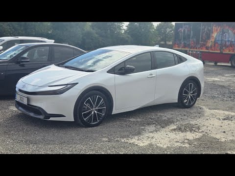 2023 Toyota Prius - Image 2