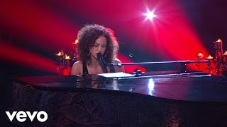 Alicia Keys - Fallin&#39; (Piano &amp; I: AOL Sessions +1)