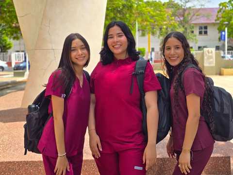 🔴📺 | EN VIVO: GOBERNACIÓN DEL ESTADO ZULIA ENTREGA BECAS UNIVERSITARIAS JESÚS ENRIQUE LOSSADA