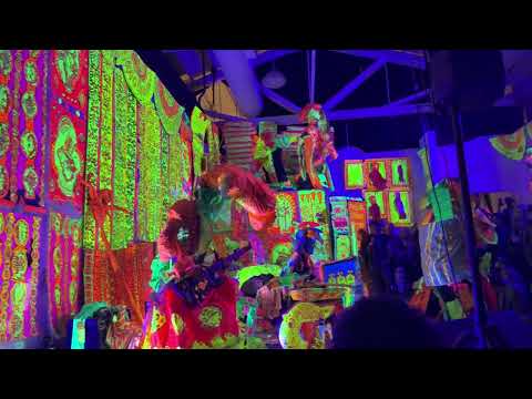 Caroliner Rainbow Unruly Twists In Odible Brewes Cloth  at Pretty Gritty 11-14-25