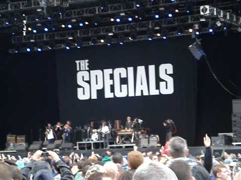 The Specials Oxegen 2009 A Message To Rudy