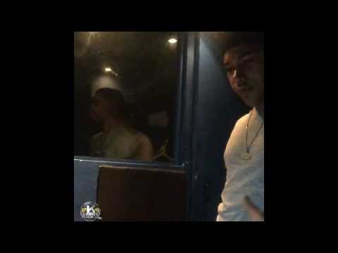 Darkiel Grabando trap en el estudio con Kronix Magical